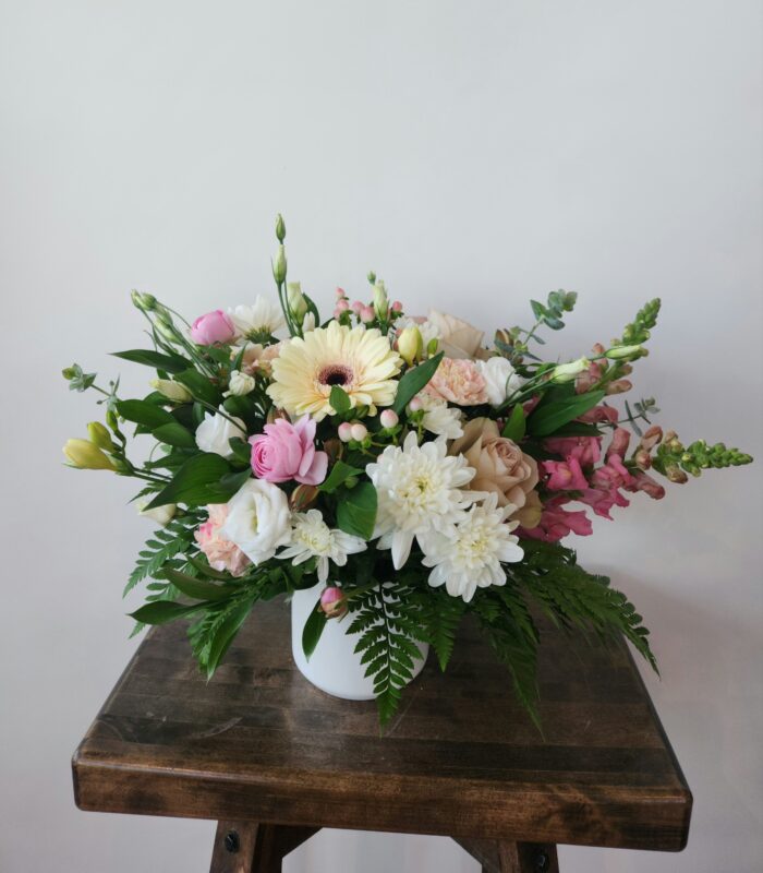 Trendy Table Arrangement - Image 3